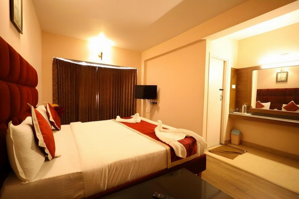 Hotel Blue Bird Main image