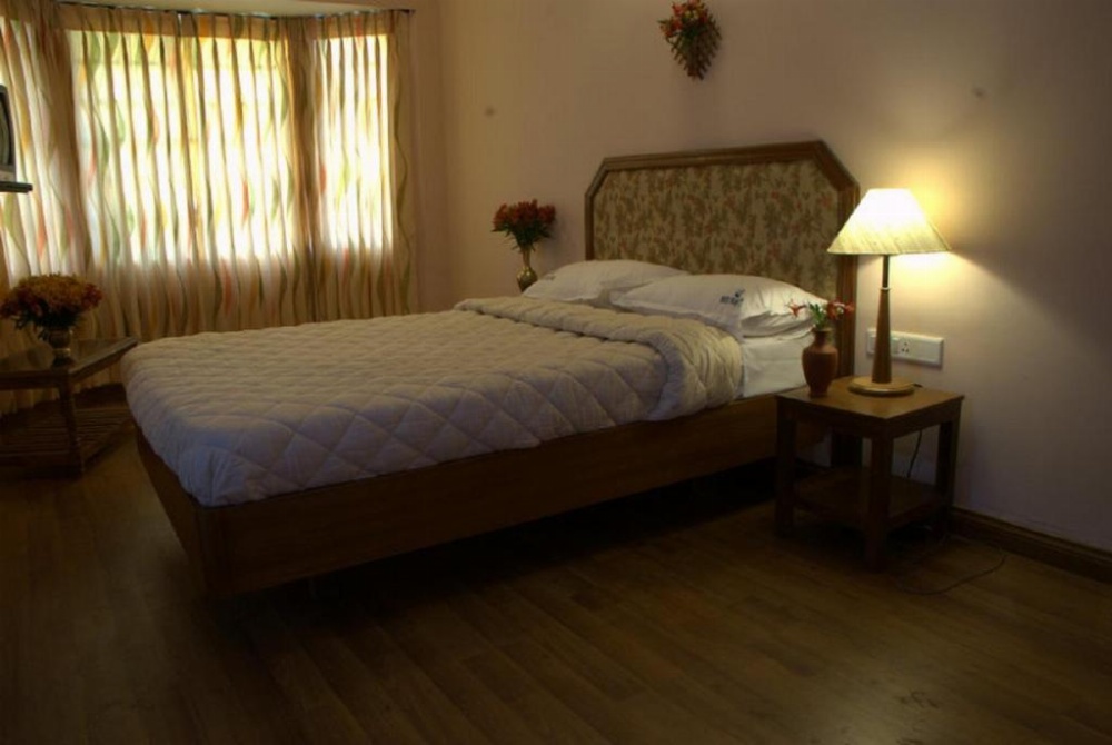 Room image 5