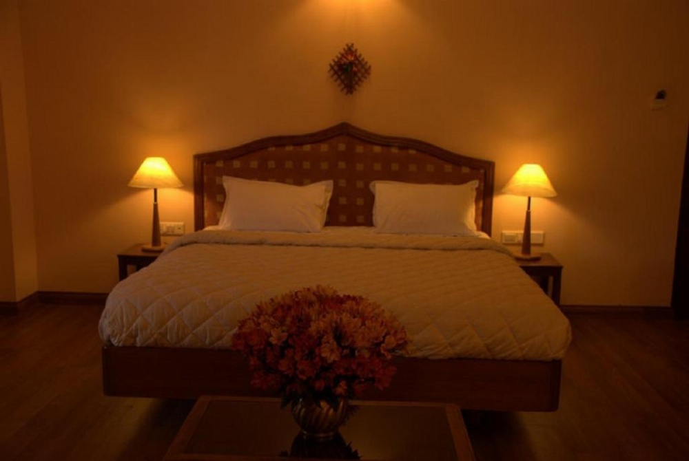 Room image 3